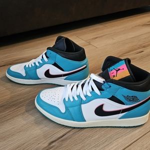 Nike Jordan One Mid SE south beach